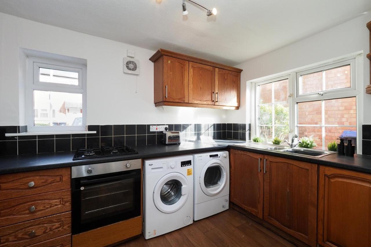 Home In Wellesbourne - Contractors - Families - Reduced Rates Екстер'єр фото